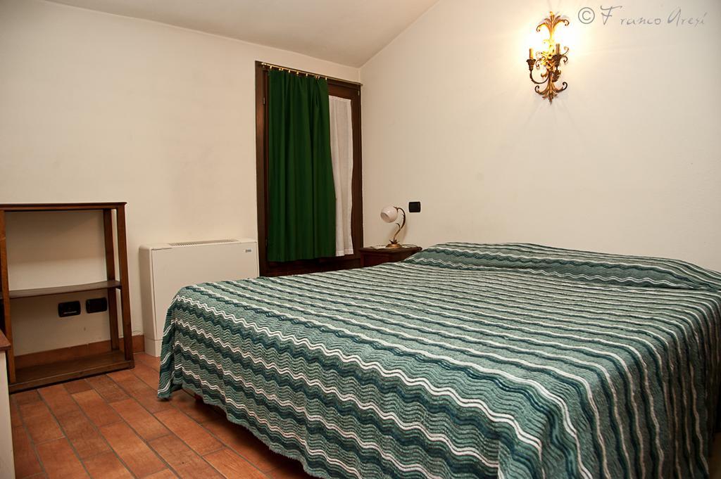 Agriturismo La Garzonera 维尔吉亚泰 外观 照片