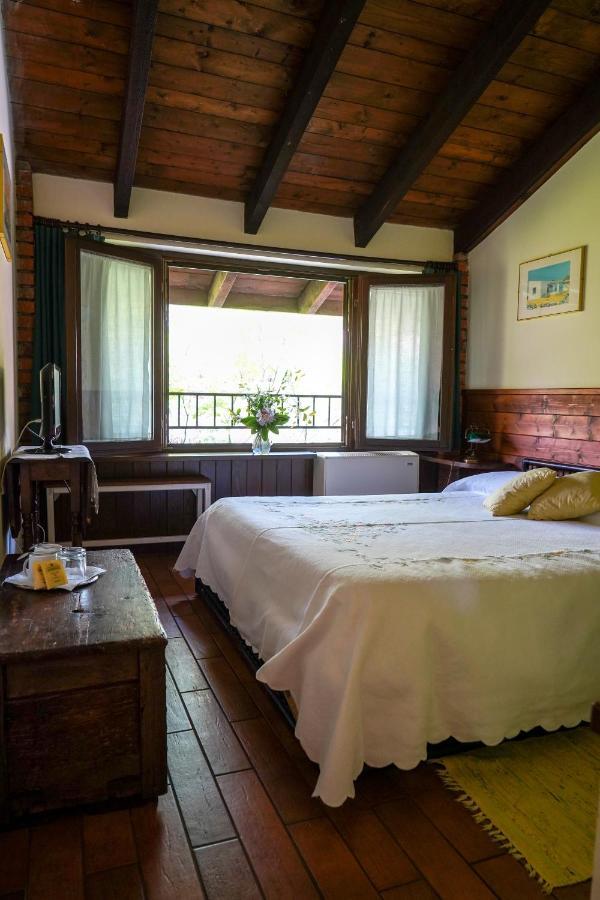 Agriturismo La Garzonera 维尔吉亚泰 外观 照片
