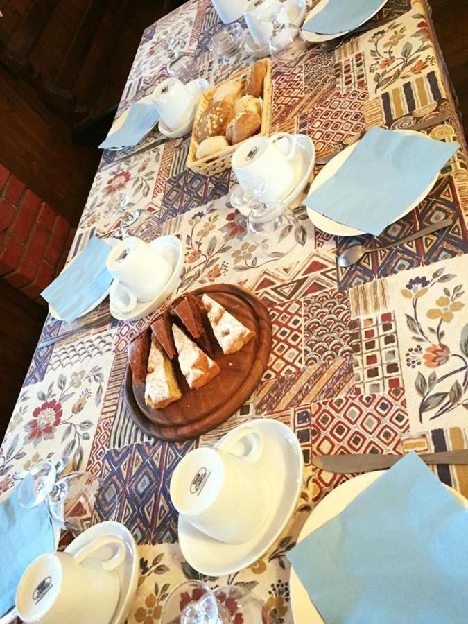Agriturismo La Garzonera 维尔吉亚泰 外观 照片